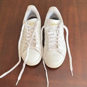 Adidas grand court cloudfoam tennis shoe